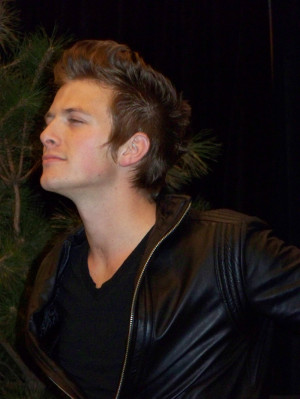 Charlie Bewley Italia Gallery