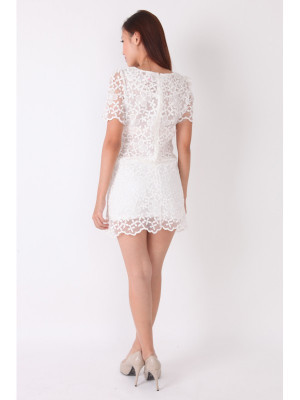Elegant White Flower Lace...
