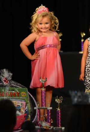 honey-boo-boo-sparkle-and-shine-pageant-05.jpg