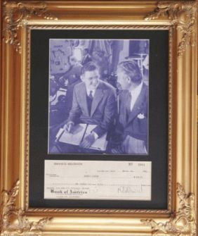 2002 PICTURE OF DAVID O SELZNICK W ATTACHED AUTOGRAPH