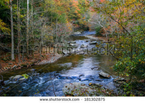 grotto falls mile hike into