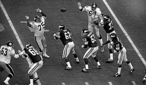 Vikings quarterback Fran Tarkenton 10 during Super Bowl IX at Tulane