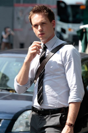 Patrick J Adams aka Mike Ross *swoon*