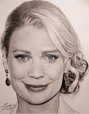 Laurie Holden Size Image...