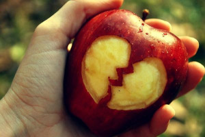 Broken Hearts Of Apple