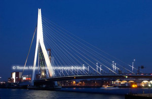 ... van Zuid over the river Nieuwe Maas, architects: Ben van Berkel and