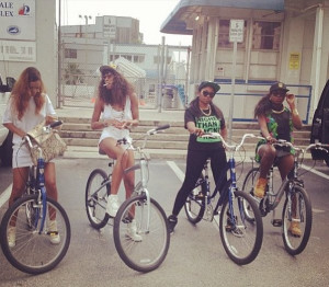 Rihanna Posts Photos Of Her Wild 4/20 Celebration