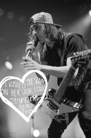 Vic, Pierce the Veil | via Tumblr