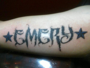 Tattoo of Joe's daughter's name on his upper inner right arm by Pete