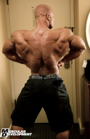 Marius Dohne ( and his V-taper) :