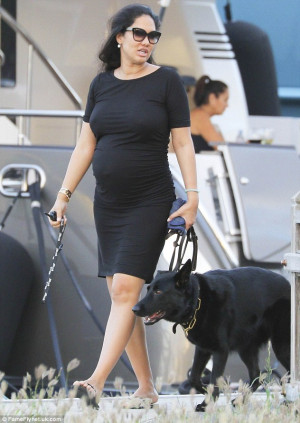 And Kimora Lee Simmons showed off her burgeoning belly for the first ...