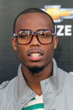 ... 2010 arrivals in this photo b o b rapper b o b attends the bet hip