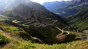 transfagarasan road wallpaper 655x368 BMW Motorrad Days Romania visits ...