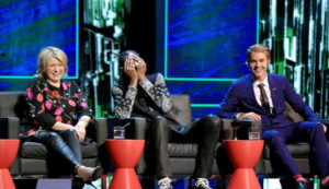 Martha Stewart jokes with rapper Snoop Dogg, and honoree Justin Bieber ...