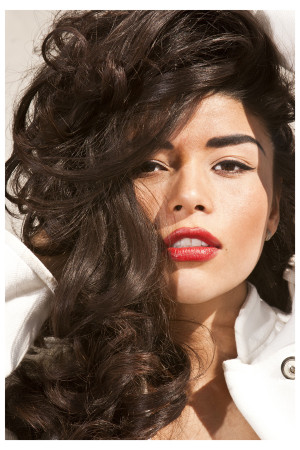 big hair, bold brows, winged eyeliner and red lips ~ love this classic ...