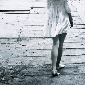 lonely on the land i walk lonely cross the sea i sail lonely air of ...