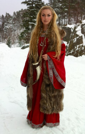 Daily Cosplay (Viking Maiden)