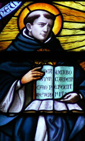 Description Thomas Aquinas in Stained Glass.jpg