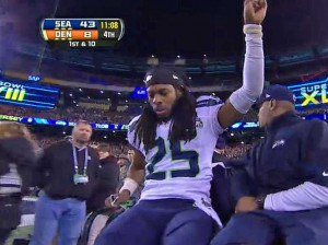 richard-sherman-leaves-the-super-bowl-with-an-injury-waves-to-the ...