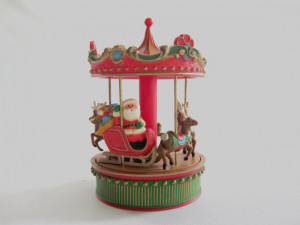 Hallmark Musical Carousel - Santa and Reindeer Music Box - Plays Santa ...