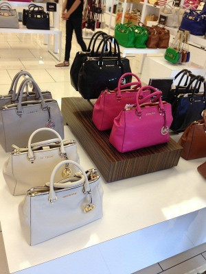 ... michael kors bags!!Must remember this! | See more about coach bags