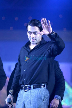 Salman Khan Picture Gallery (Page 21)