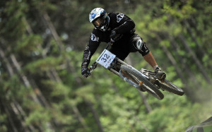 Downhill biking Wallpapers Pictures Photos Images