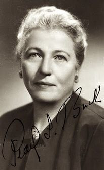 Pearl S. Buck (1892-1973) was the first American woman to win the ...
