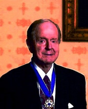 Robert Conquest wears the Presidential Medal of Freedom