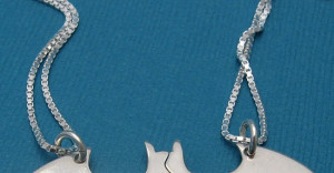 Unique Best Friend Necklaces