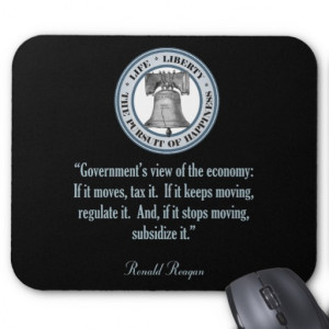 Ronald Reagan Quote (Government's View) Mousepad