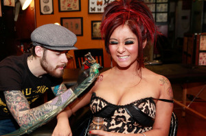 nicole snooki polizzi at the martlet tattoo parlor in hollywood