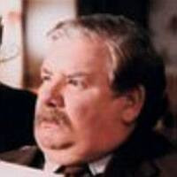 Vernon Dursley: Richard Griffiths