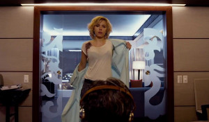 Lucy Movie still #14