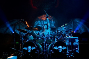 Avenged Sevenfold drummer The Rev dead at age 28