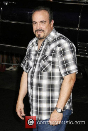 He looks really good in this picture, very sexy.