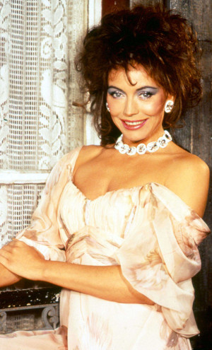 Imagini Vedete Lesley-Anne Down Lesley-Anne Down View full size