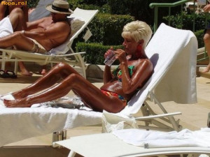Various - Too much sun is bad for your skin