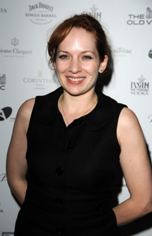 Katherine-katherine-parkinson-29040435-382-594.jpg