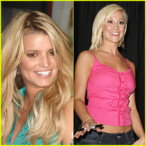 Jessica Simpson and fellow country blonde Kellie Pickler sign ...