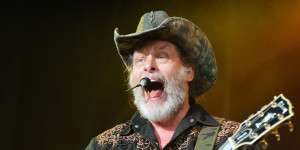 TED-NUGENT-facebook.jpg
