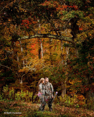 ... couple #engagementhuntingphoto Engagement photo of hunting couple
