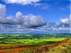 Catch a glimpse of Ireland, Scotland, Wales, and England with this 10 ...