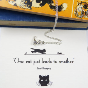 Ernest Hemingway Cat Lover Necklace