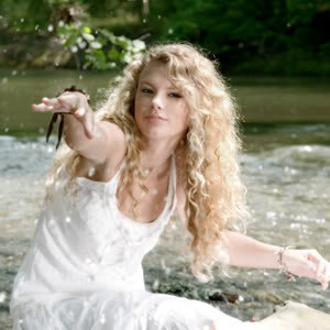 Taylor-Swift-Photoshoot-taylor-swift-album-12200637-300-300.jpg