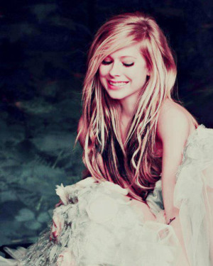 Go Back > Gallery For > Avril Lavigne Smile Quotes