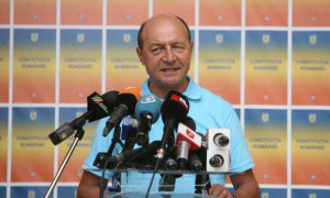 Traian Basescu si revenirea atmosferei anilor bolsevici : TEROARE SI ...
