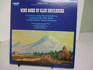 Alan Hovhaness Wind Music of Alan Hovhaness Mace Records LP MXX 9099
