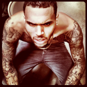 Brown shirtless is always a treat, and thanks to Breezy’s Instagram ...