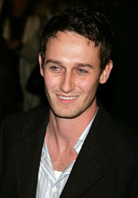 Josh Stewart Nabs Recurring Role on No Ordinary Family - TV Fanatic
